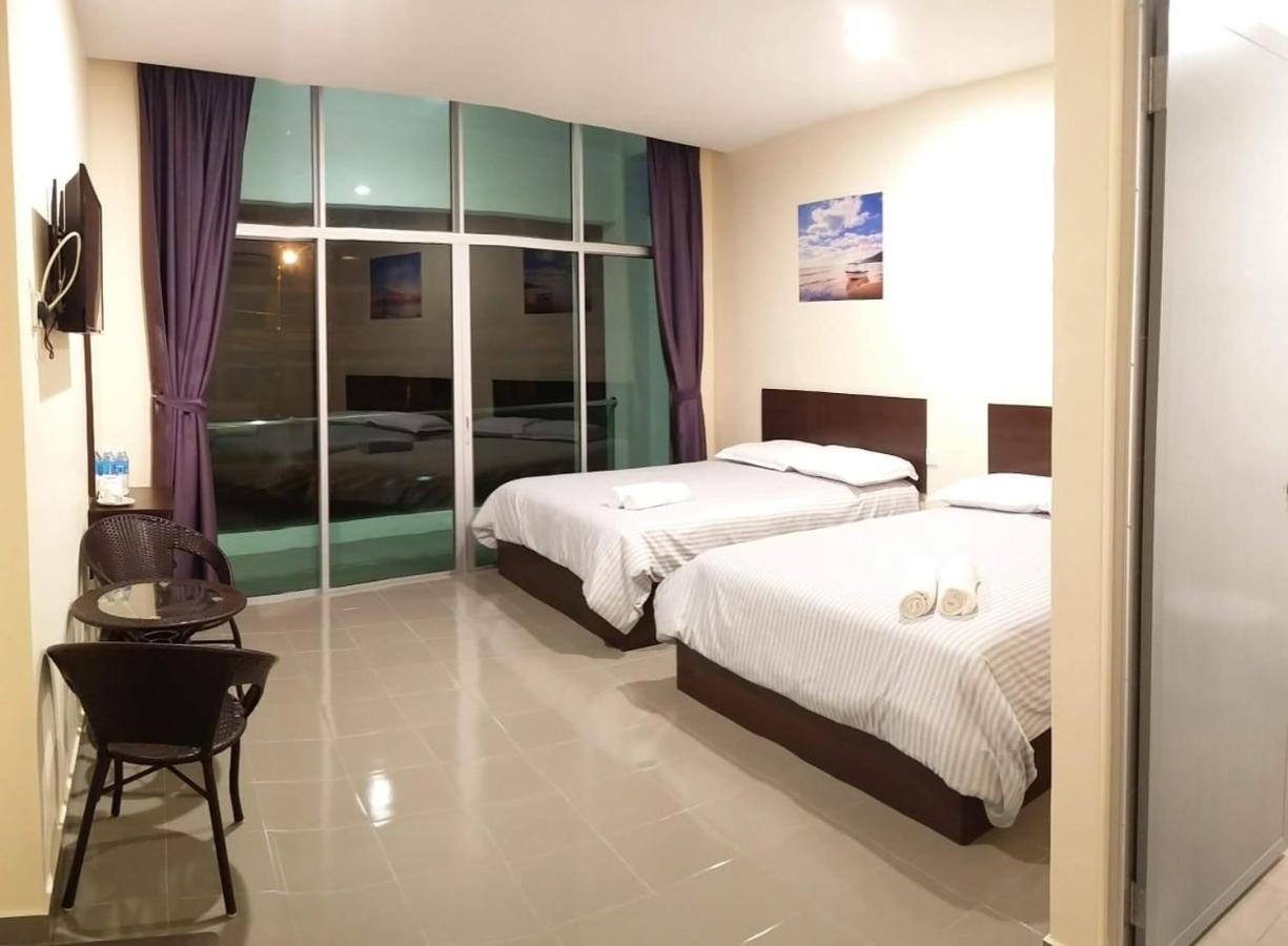 Hotel Pangkor Sj Pekan Pangkor Exterior photo